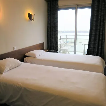 Bel Appart 6 Pers, Wifi, Vue Mer Et Port, - Fr-1-368-326 * Perros-Guirec